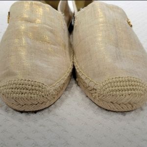 𝅺Michael Kors Espadrille                              Size: 8.5 Color: Cream